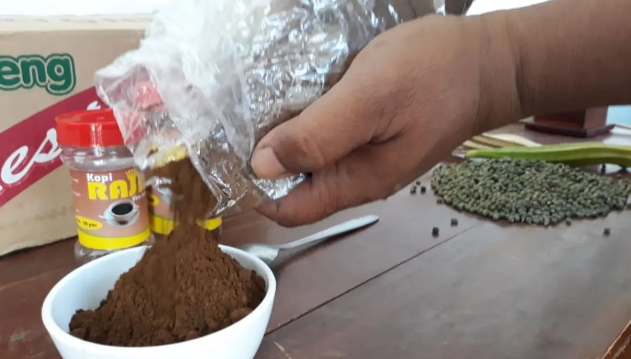 Biji Okra Inovasi Kopi Tanpa Kafein yang Mendunia