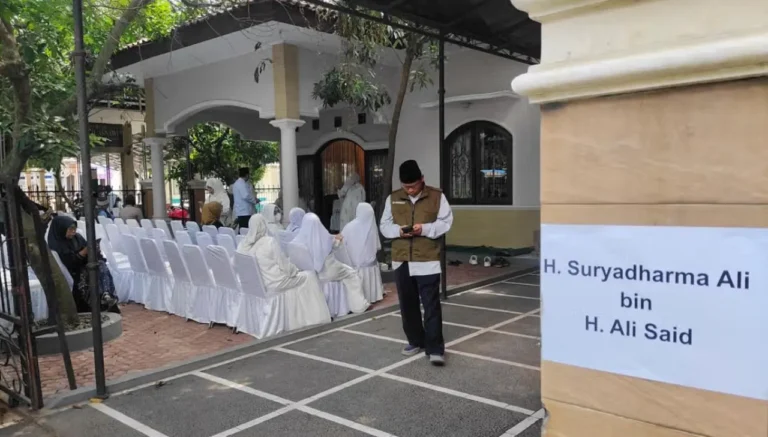 Mantan Menag Suryadharma Ali Dimakamkan di Taman Makam Pahlawan Kalibata