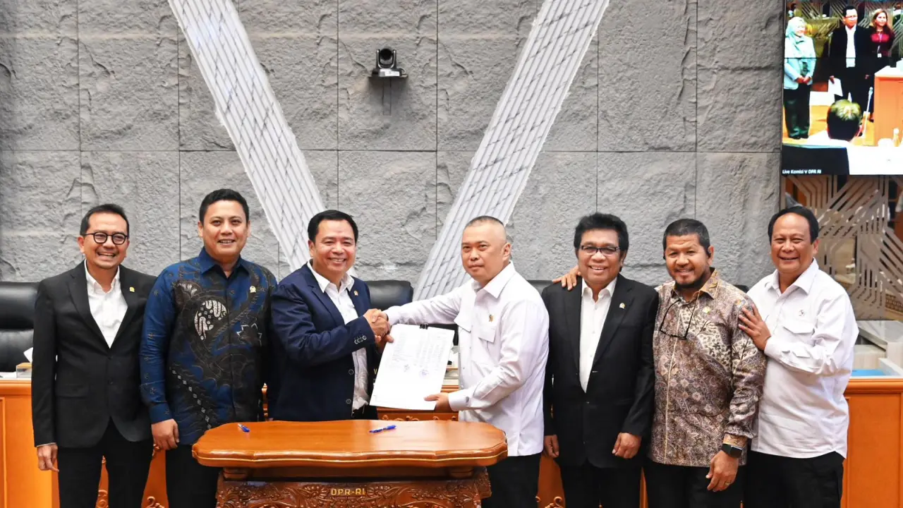 DPR Setujui Tambahan Anggaran Kemenhub Rp 1,7 Triliun | syracusebroadband.org DPR Setujui Tambahan Anggaran Kemenhub Rp 1,7 Triliun | Nasional