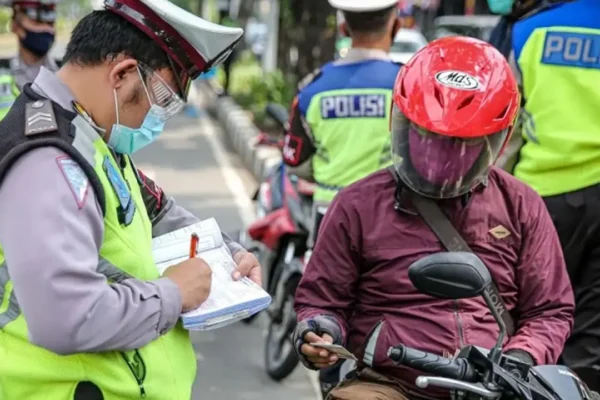 Operasi Patuh 2025 Sasar Pelanggar Helm dan Lawan Arus | operasi patuh 2025