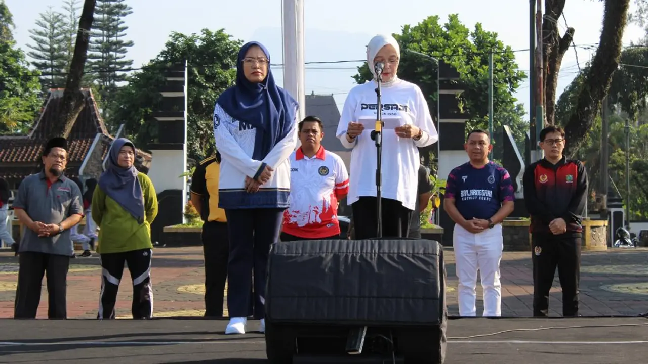 Hari Bhakti Adhyaksa: Senam Seru Bareng APH dan Pemda Banjarnegara | syracusebroadband.org banjarnegara