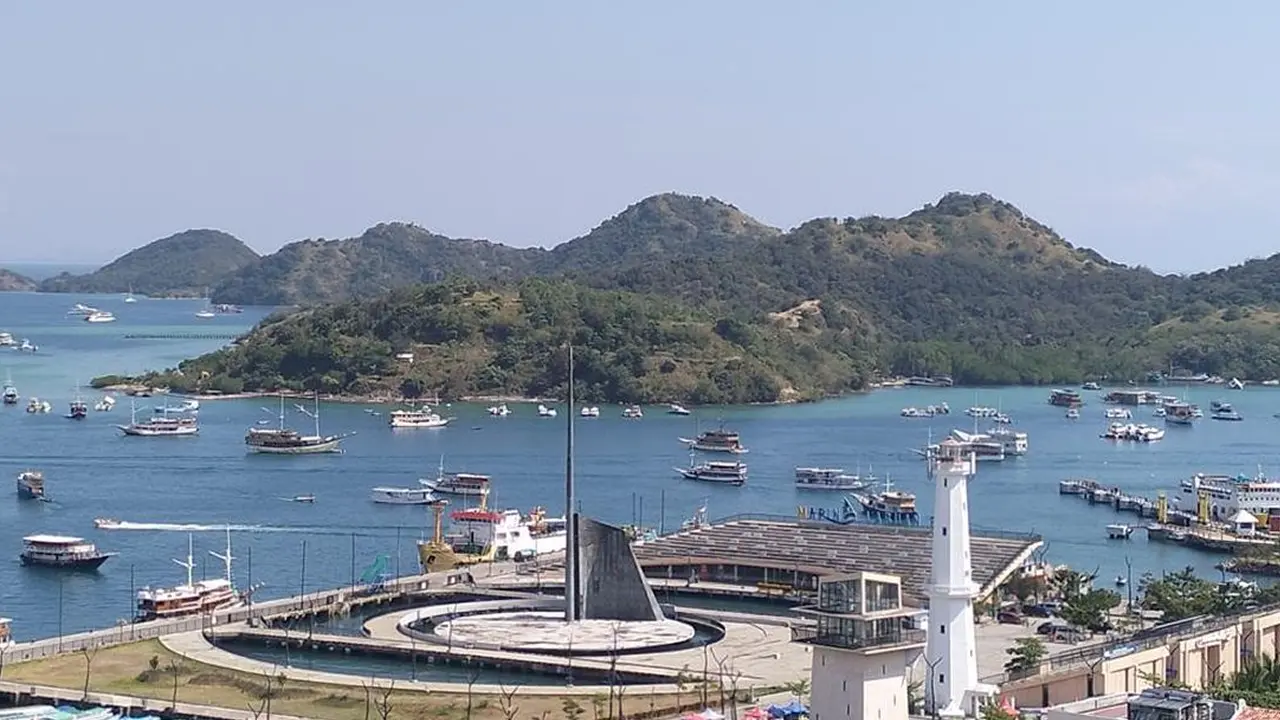 Kapal Wisata Labuan Bajo Stuck Karena BBM Habis, Tanker Rusak | Nasional