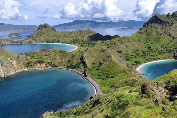 Menhut Raja Juli Respon Isu Pembangunan Vila di Pulau Padar | Nasional