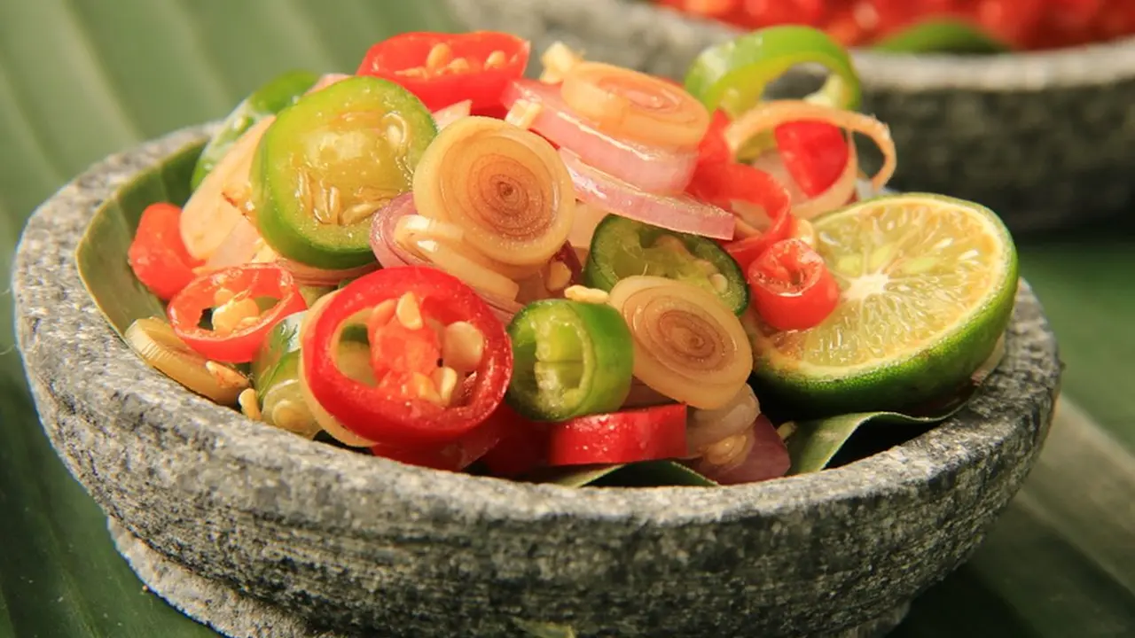 Sambal Matah ala Chef Bali: 4 Tips Membuat yang Lezat | Hiburan