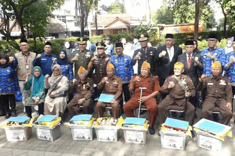 [original_title]