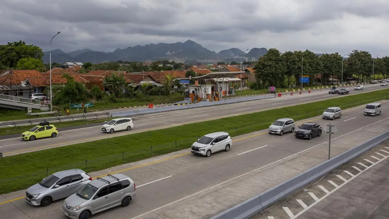 Arus Mudik Lebaran 2026: One Way Diperluas di Trans Jawa | Nasional